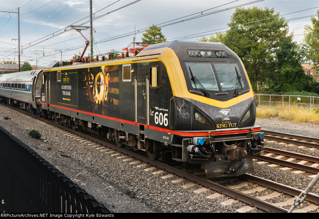 AMTK ACS-64 #606 on "Northeast Regional" No. 87